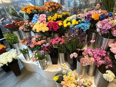 -怡花宜木鲜花店(朝阳路店)