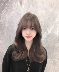 -BULB STUDIO 巴柏明星发型工作室