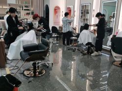 -Mix Boom Hair salon
