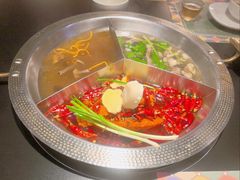 -廖掌柜·重庆鲜货火锅(上海首店)
