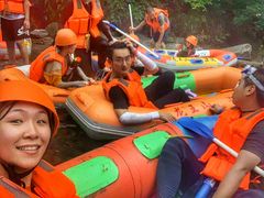 -安吉龙王山峡谷漂流