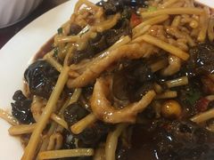 -余杨鸭鸭餐厅