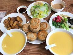 -清真吴记门钉肉饼·喜多利
