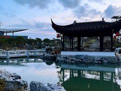 -上海滴水湖皇冠假日酒店