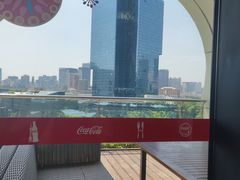 -东方明珠·可口可乐欢乐餐厅