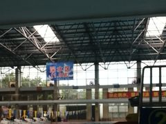 -奥冠体育华师附中恒温游泳馆