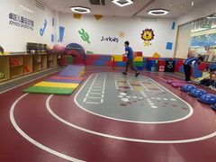 -卓跃儿童运动馆(新世界百货中心)