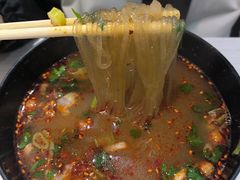 -牵人麻辣粉(粉巷店)