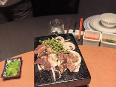 -左庭右院鲜牛肉火锅黑金店(陆家嘴中心店)