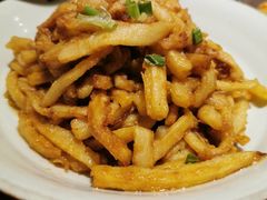 咸蛋黄茄子-吃饭皇帝大土家民族菜(正大广场店)