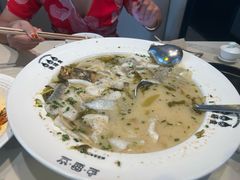 -渔语鱼酸菜鱼新川菜(来福士店)