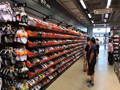 -NIKE上海青浦优选体验店