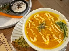 -Mark&Mars Restaurant