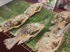 -席娜卡琳火车铁道夜市