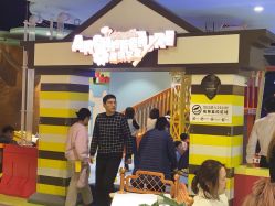 -MELAND CLUB亲子乐园•派对(虹桥万象城店)