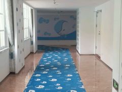 -广州花之恋城堡酒店