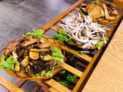 -菌海森林·非遗野生菌火锅(西山区滇池路摩根道店)