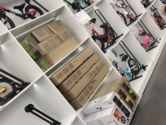 -迪卡侬(袁家岗店)