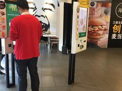 -麦当劳(伟城广场店)
