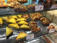 -巴黎贝甜(大宁国际商业广场店)