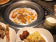 -佰烧海鲜烤肉火锅自助(世茂国际广场店)