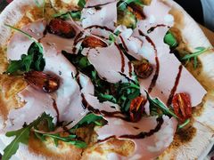 -WOLFGANG PUCK KITCHEN & BAR(迪士尼小镇店)