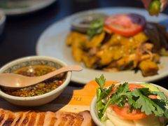 -大头虾越式风味餐厅(光明广场店)