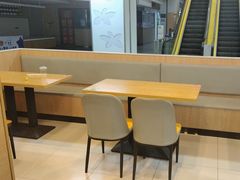 -德克士(场中路店)