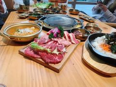 -金顺碳烤肉(番禺傍江地铁站店)