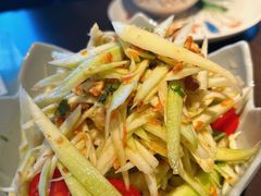 -大头虾越式风味餐厅(光明广场店)