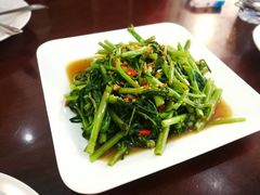 -两兄弟Song Pee Nong(2号店)