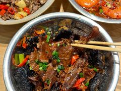 -韵味湘肴·小炒黄牛肉(五一广场美食地标店)
