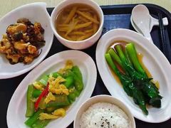 -臻爱住家月嫂育儿嫂(万达店)