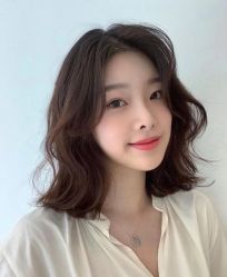 -环球蝶上美业连锁