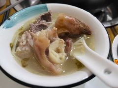 -泸州酸菜豆花火锅川师店