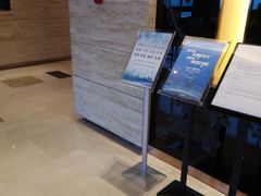 -上海龙之梦万丽酒店