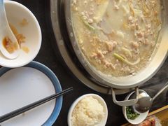 -老来福·非遗酸汤兔(凯旋路店)