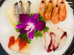 -青瓦餐厅·生鱼片·韩园烤肉(西塔店)