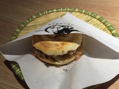 一口香肉夹馍-白起肉夹馍