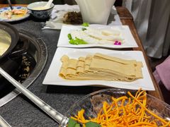-大匠工房古船木艺术餐厅·猪肚鸡专门店(长白仙岛店)