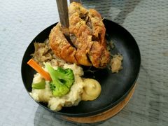 -LENBACH兰巴赫西餐啤酒坊(大连星海广场店)