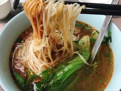 -忆食尚腊味煲仔饭(华南城店)