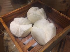 蜜汁叉烧包-广东道至正餐厅(区庄店)