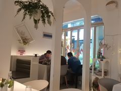 -春树下·树屋花房西餐厅(罍街AS1980店)