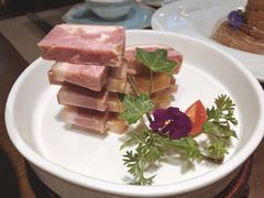 镇江肴肉-童福兴·南京菜(老门东店)