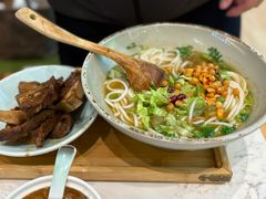 招牌牛大骨圆粉-百春原湖南牛肉粉(百联世纪店)