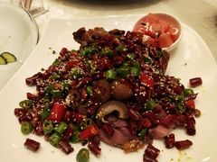 -泓历皇朝酒店(东亭店)