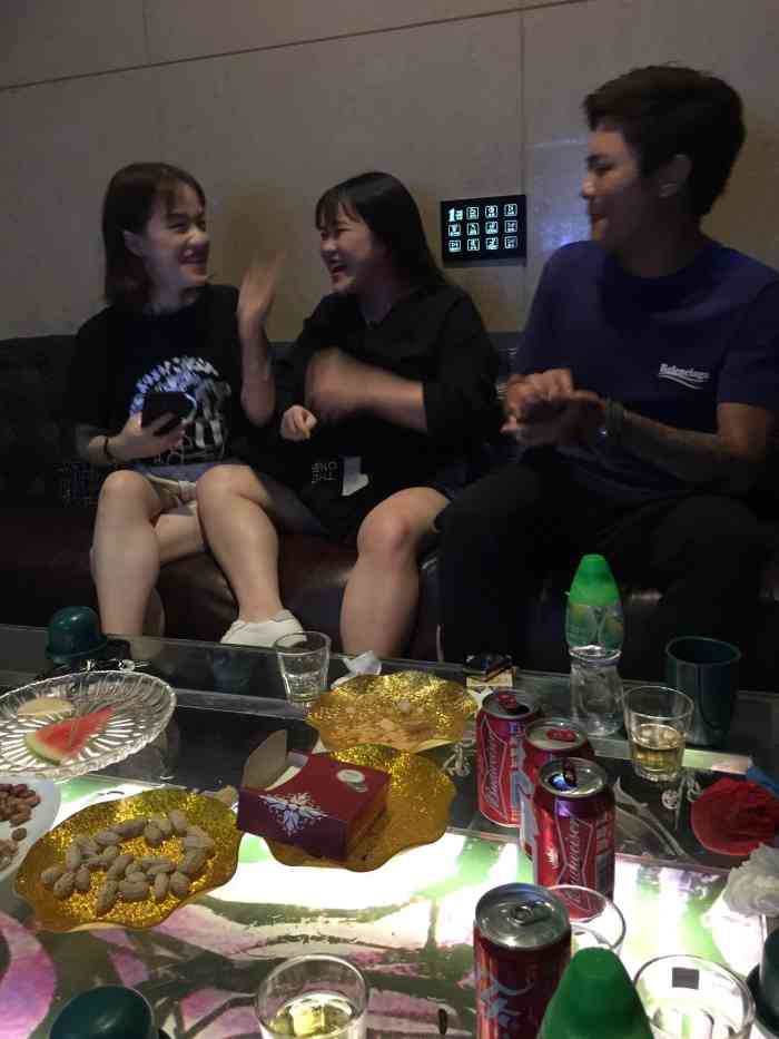 歌声会量贩式ktv-"朋友唱歌唱的很开心,下次还可以去.