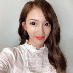 -INS hair salon