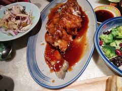 汁烧鲈鱼-那家小馆•北京菜•烤鸭(中关村店)